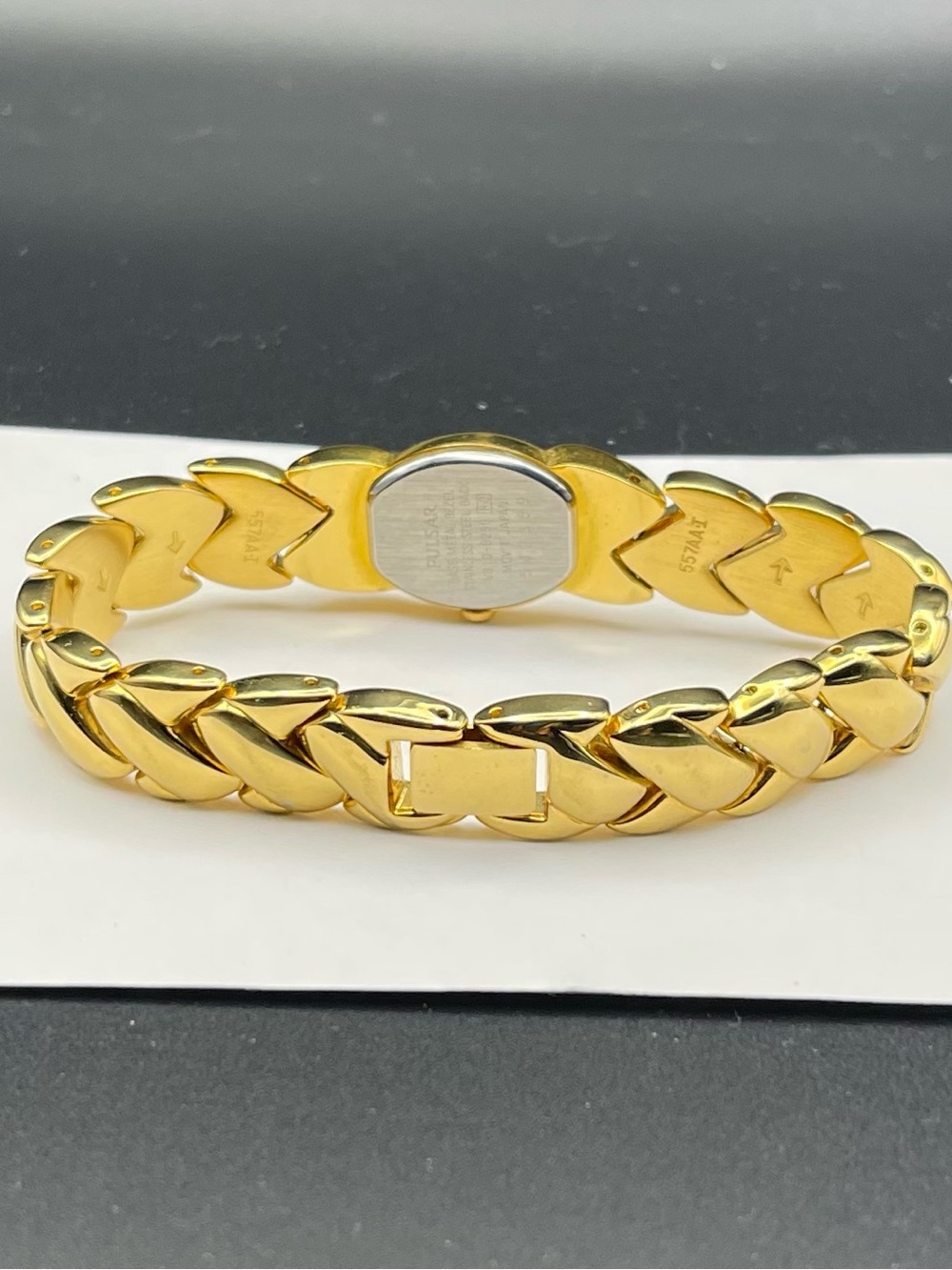 Rare mint 1995 Pulsar Seiko woman’s gold watch. Emerald green Dial New battery! - Picture 3 of 5
